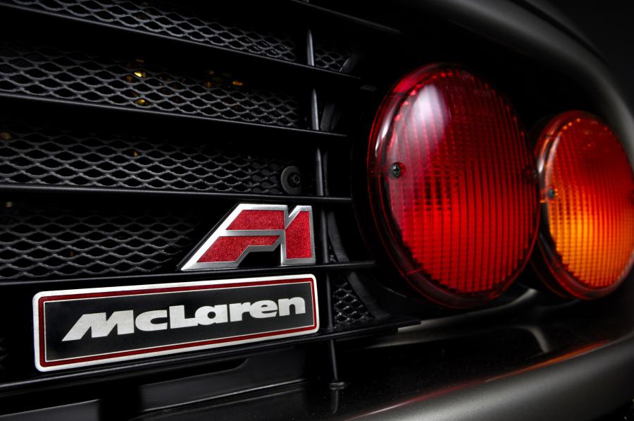 Логотип McLaren F1 1993 года  (фото 5 из 76)